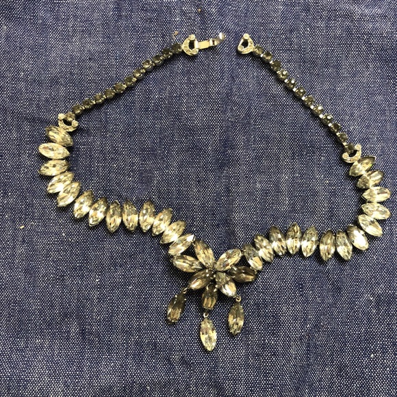 Vintage Rhinestone Necklace And Matching Bracelet Clear Rhinestone Flower Center - Picture 8 of 14